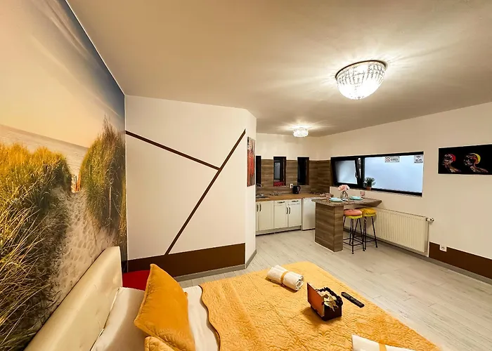 Pluto Lux Apartament *